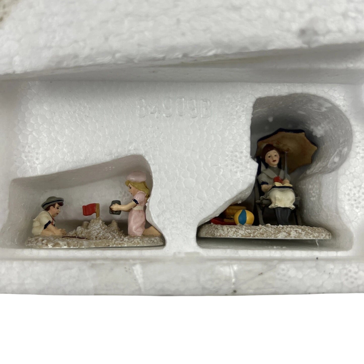 1998 A Day at the Waterfront (Department 56) 53326