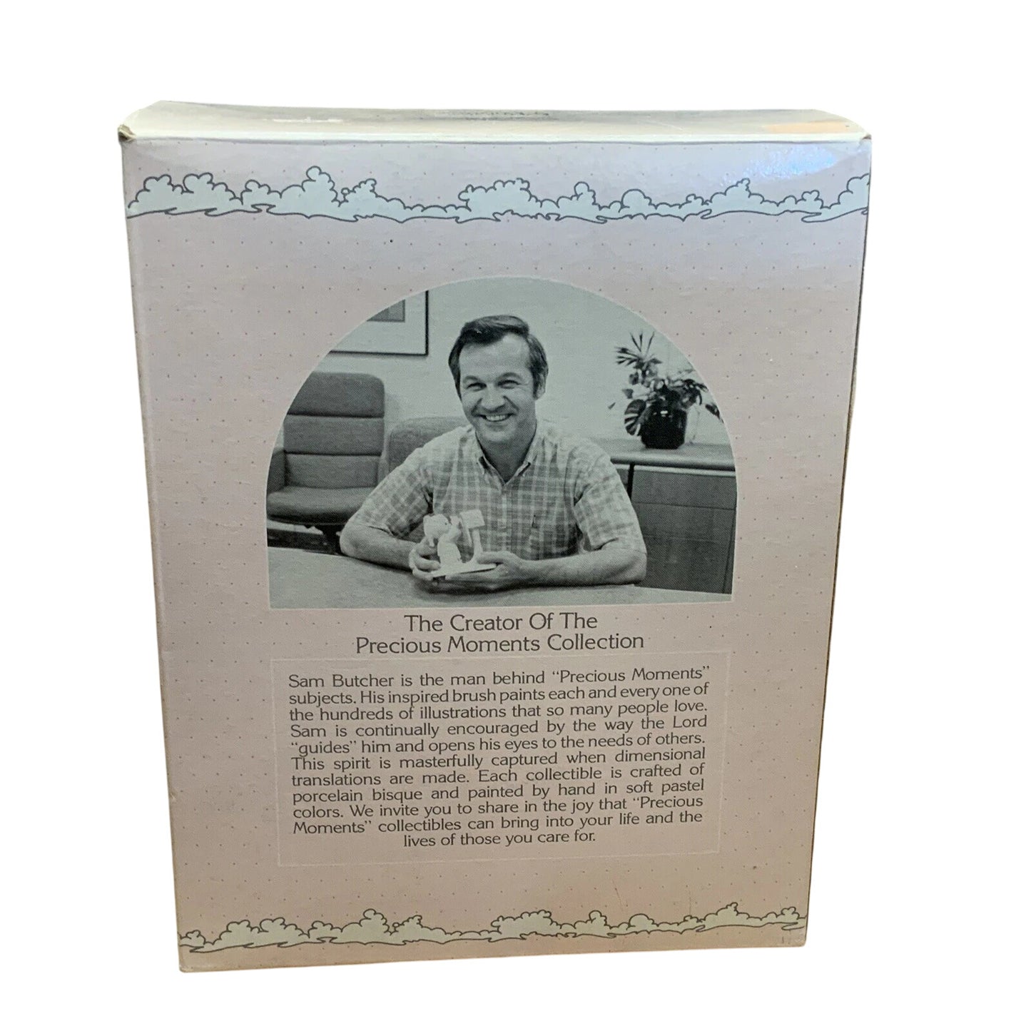 Adorable Figurine: Girl, Boy, and Bird - Perfect Collectible