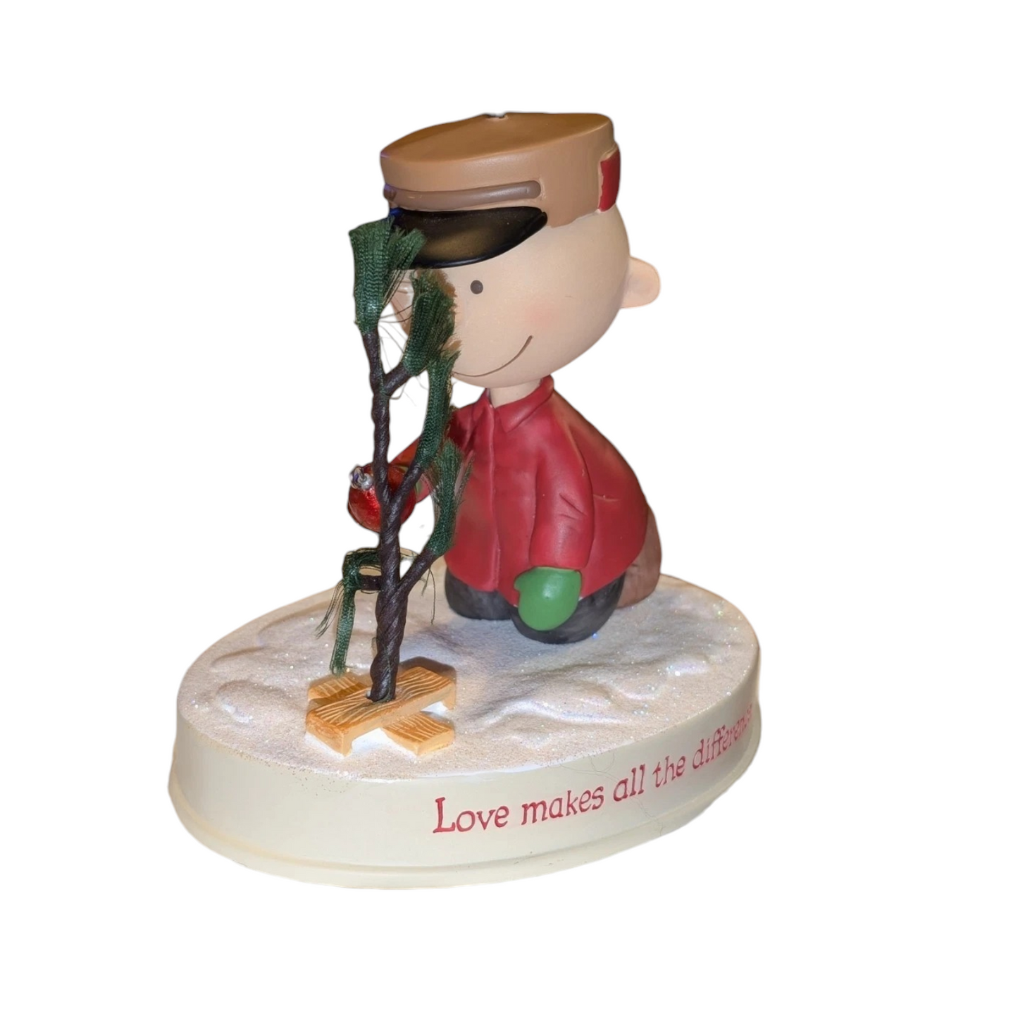 Vintage Love makes all the difference Hallmark Ornament (Peanuts) XOX5005