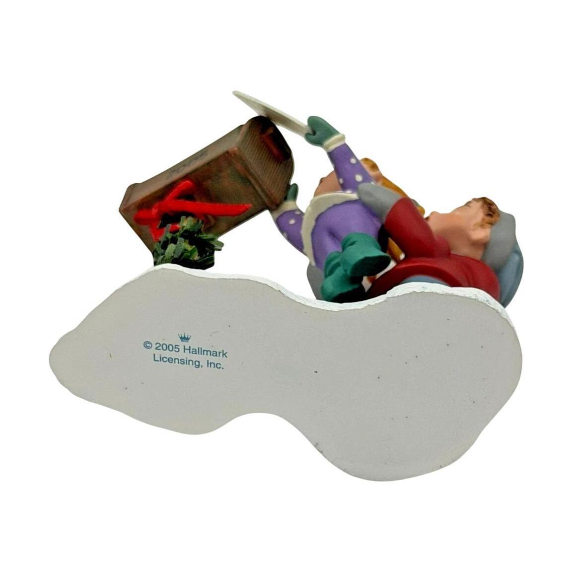 2005 Little Helpers - Mailing a Litter to Santa (Children)