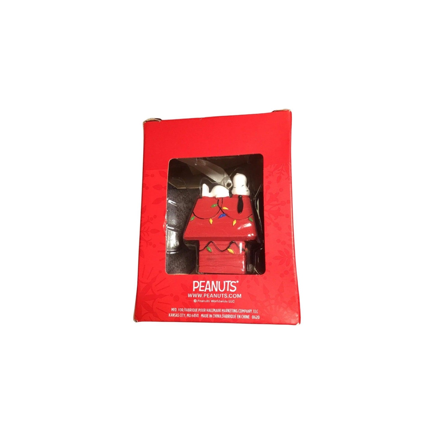 2020 Peanuts Snoopy on Dog House Christmas Ornament