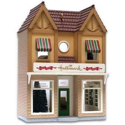 buildings-houses-ornaments-Already Christmas