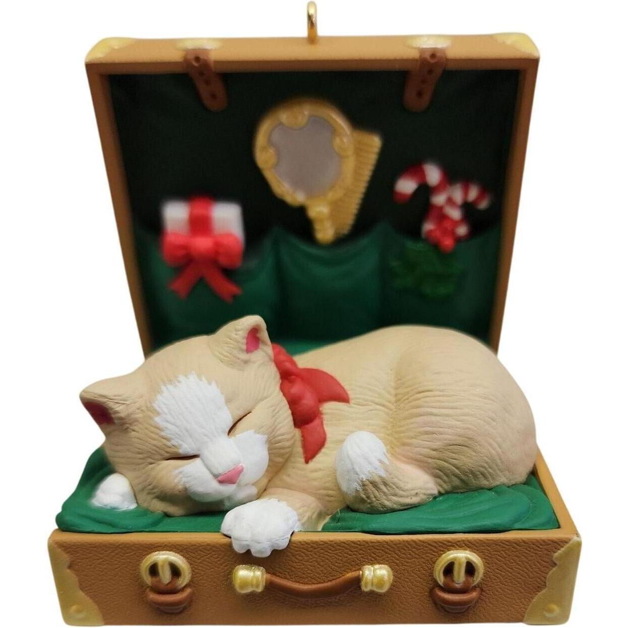 cat-naps-ornaments-Already Christmas