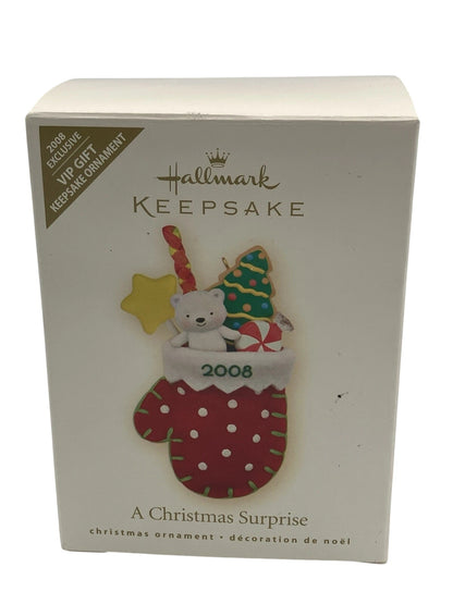2008 A Christmas Surprise Hallmark Ornament (Mittens) AD4300AI
