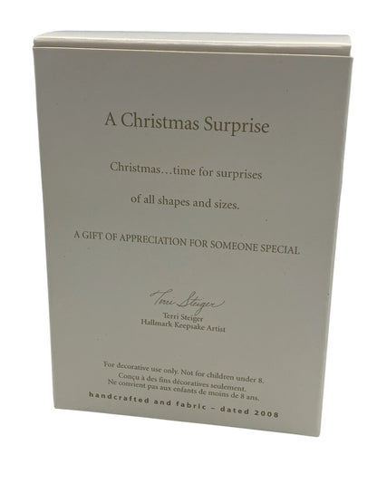 2008 A Christmas Surprise Hallmark Ornament (Mittens) AD4300AI