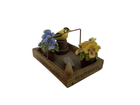 2006 Gardens Grow Happiness Hallmark Ornament (Marjolein Bastin) QEO8283