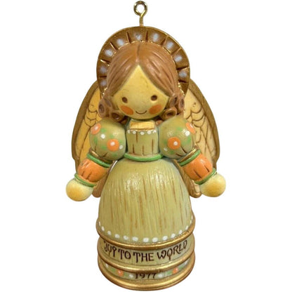 1977 Yesteryears Hallmark Ornament (Joy to the World) QX1722