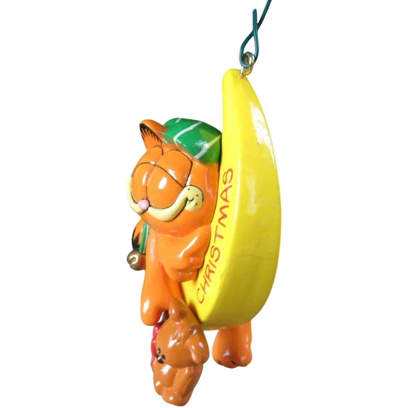 1978 Sweet Beams - First Issue in the "Garfield Baby's First Christmas" series (Garfield)