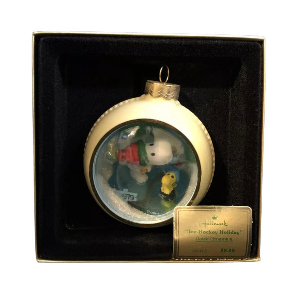 1979 Ice‑Hockey Holiday (Peanuts)