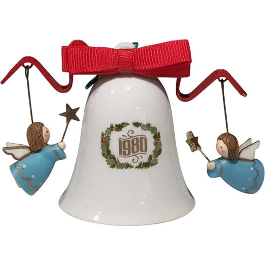1980 Angels with Stars Hallmark Ornament (The Bellringers) QX1574