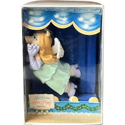 1981 The Divine Miss Piggy Hallmark Ornament (The Muppets) QX4255