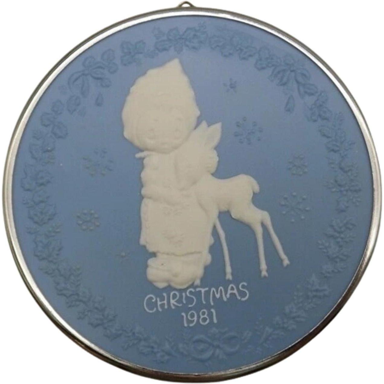 1981 Betsey Clark Cameo Keepsake (Betsey Clark)