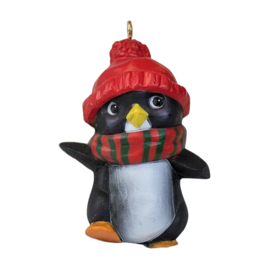 1981 Perky Penguin Hallmark Ornament (Penguins) QX4095 Image1