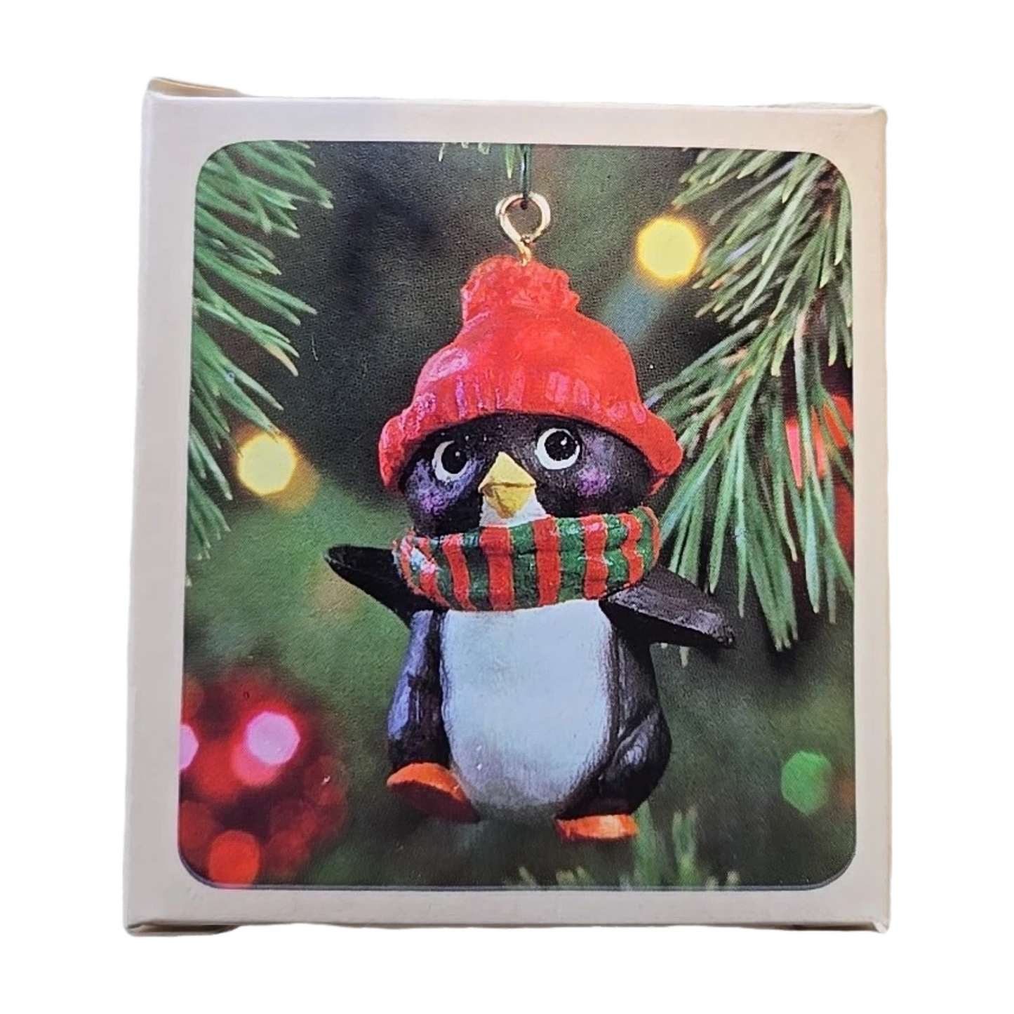 1981 Perky Penguin Hallmark Ornament (Penguins) QX4095 Image2