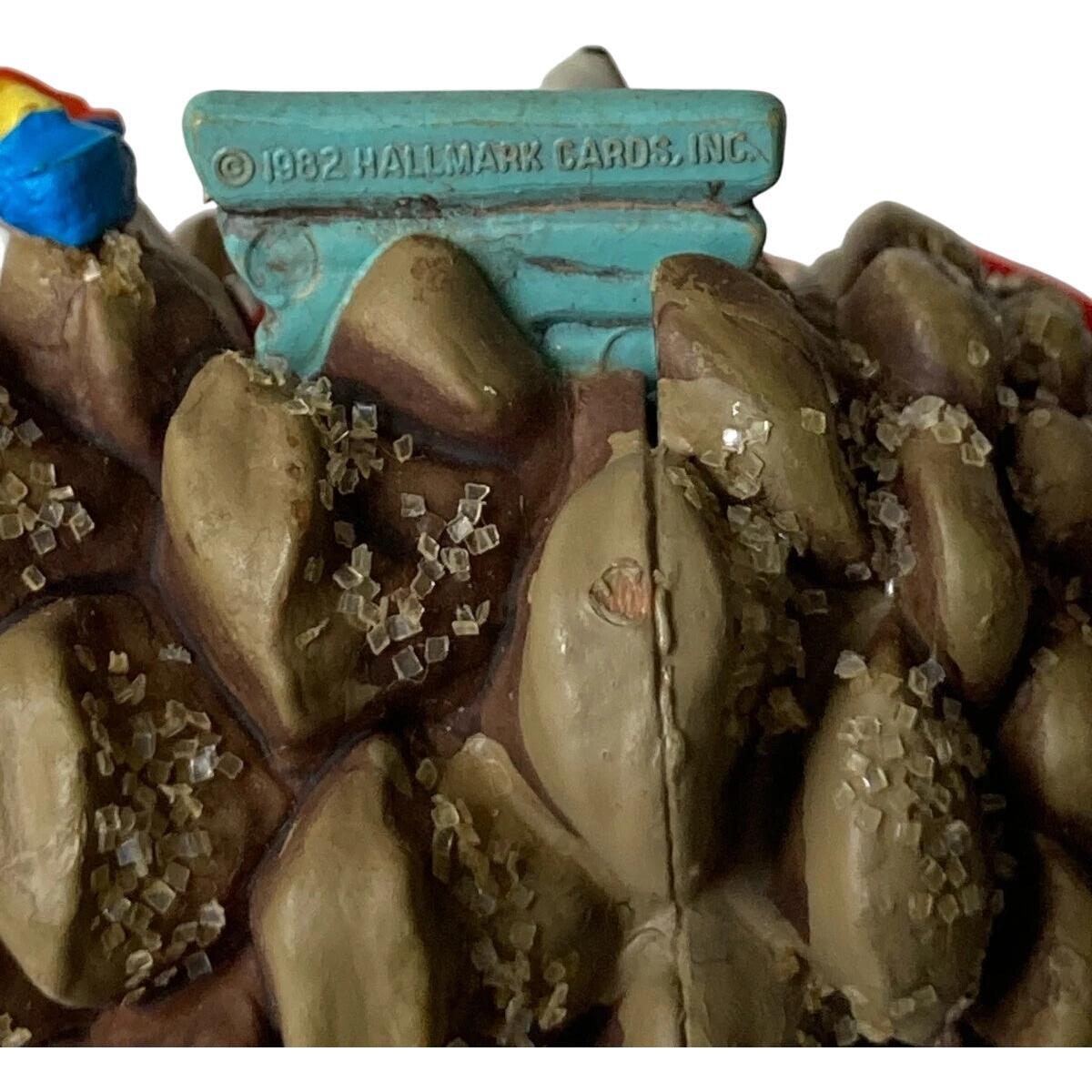 1982 Pinecone Home Hallmark Ornament (Mouse) QX4613