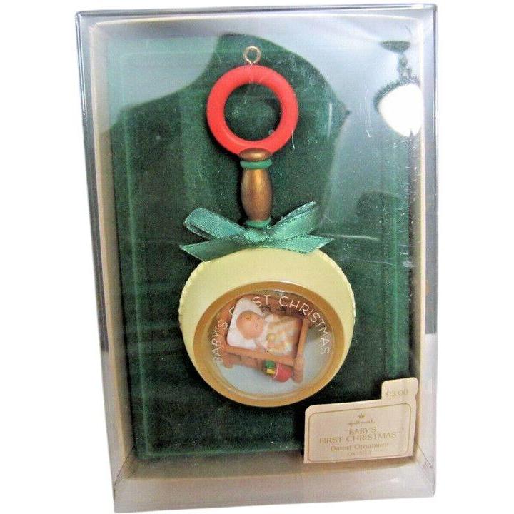1982 Baby's First Christmas Hallmark Ornament (Baby's First Christmas) QX4553