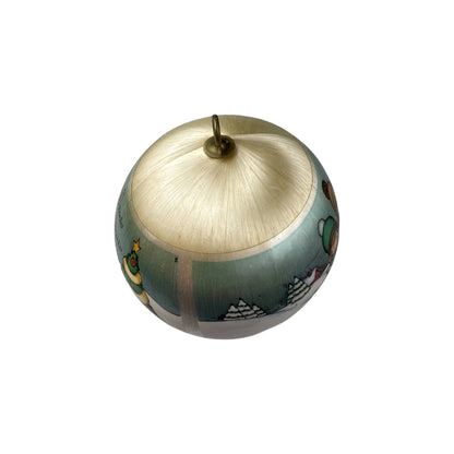 1982 Joan Walsh Anglund (Ball) Hallmark Ornament QX2193 Image6