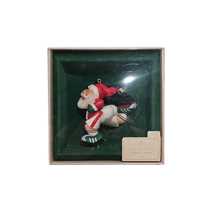 1982 Jogging Santa Hallmark Ornament (Santa Claus) QX4576 Image2