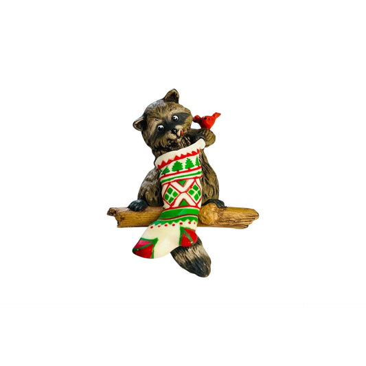 1982 Raccoon Surprise Hallmark Ornament (Raccoon) QX4793 Image1
