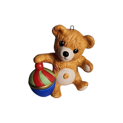 1983 Cinnamon Bear with Top (Porcelain Bear)