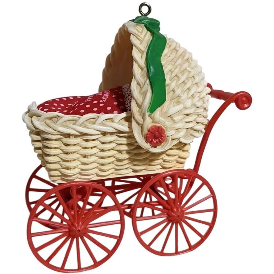 1983 GrandChild's 1st Christmas Hallmark Ornament (Baby's First Christmas) QX4309