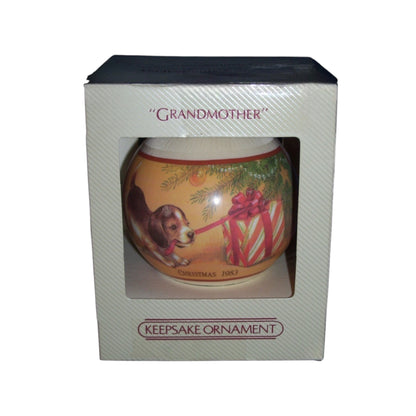 1983 Grandmother (Ball) Hallmark Ornament QX205-7 Image2