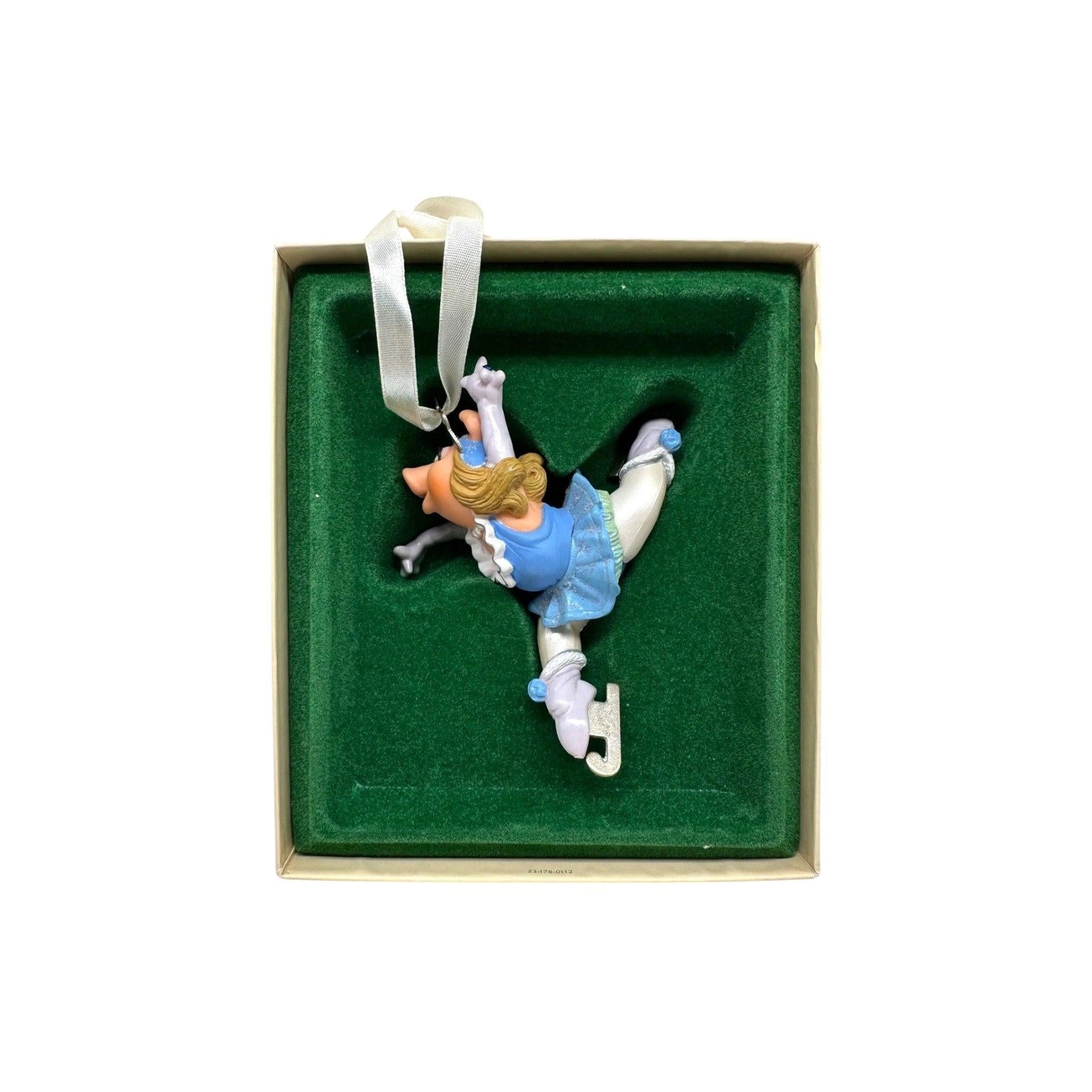1983 Miss Piggy (The Muppets) Hallmark Ornament QX405-7 Image5