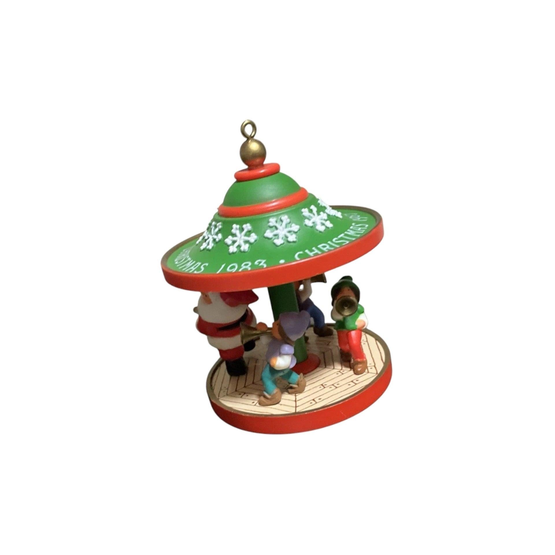 1983 Santa and Friends Carousel Hallmark Ornament (Carousel) QX4019 Image4