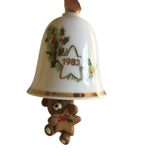 1983 Teddy Bell Ringer (Teddy Bear)