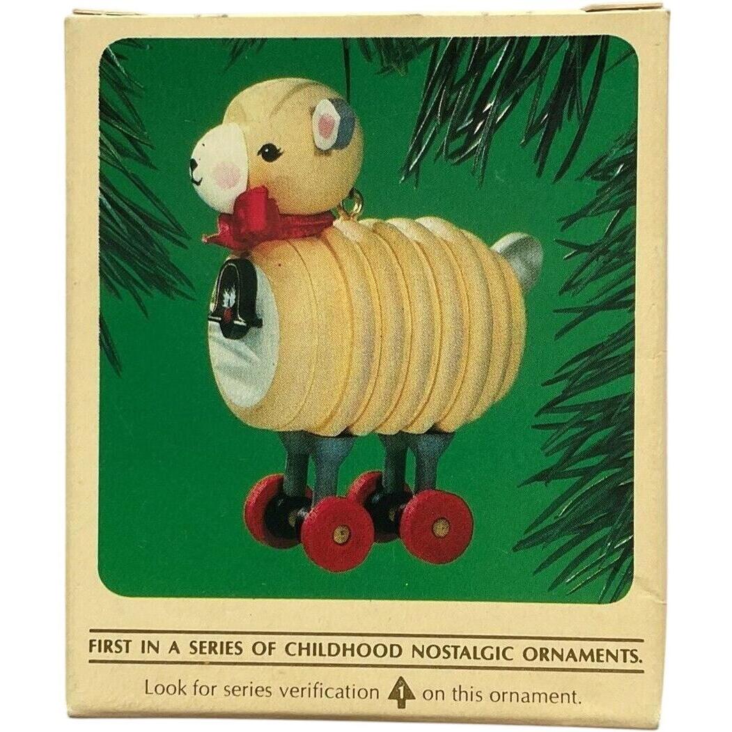 1984 Lamb Hallmark Ornament (Nostalgic Childhood) QX4394