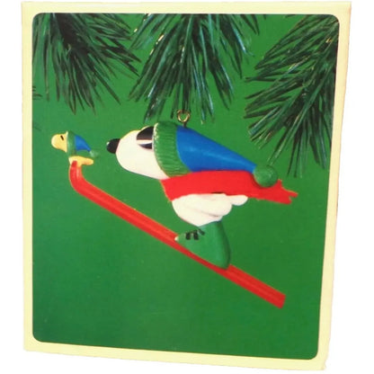 1984 Snoopy and Woodstock Skiing (Peanuts)