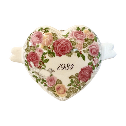 1984 A Heart Full of Love Hallmark Ornament (Heart) QX4434 Image5