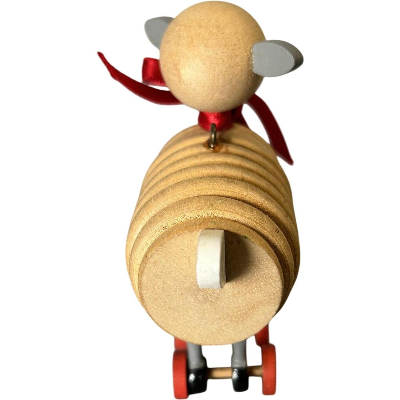 1984 Lamb Hallmark Ornament (Nostalgic Childhood) QX4394