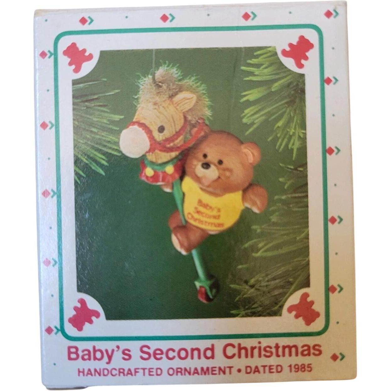 1985 Baby's Second Christmas Hallmark Ornament (Child's Age Collection) QX4785