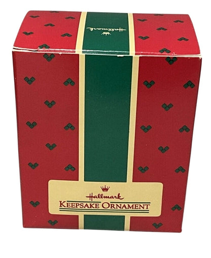 1985 Beary Smooth Ride Hallmark Ornament (Teddy Bear) QX4805