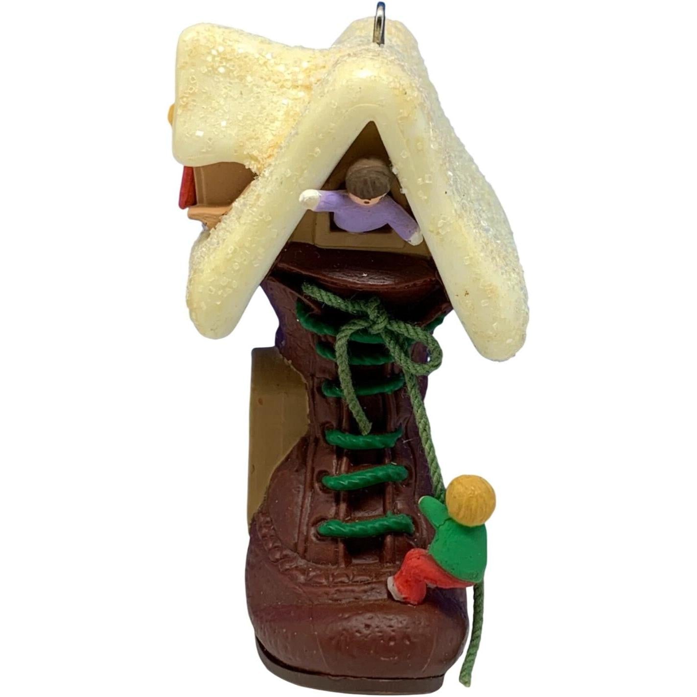 1985 Children in Shoe (Shoes)