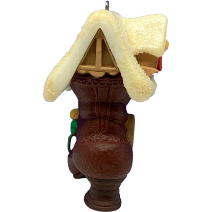 1985 Children in Shoe (Shoes)