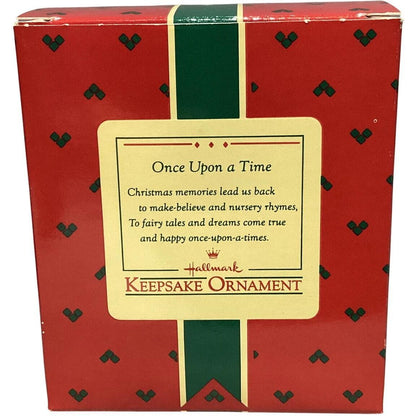 1985 Children in Shoe (Shoes)