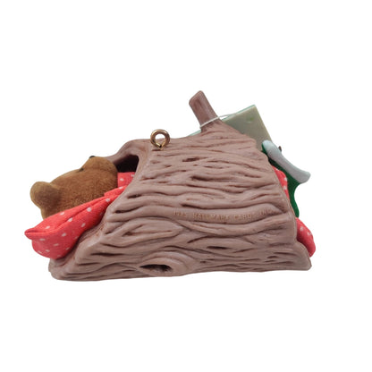 1985 Do not Disturb Bear Hallmark Ornament (Bear) QX4812