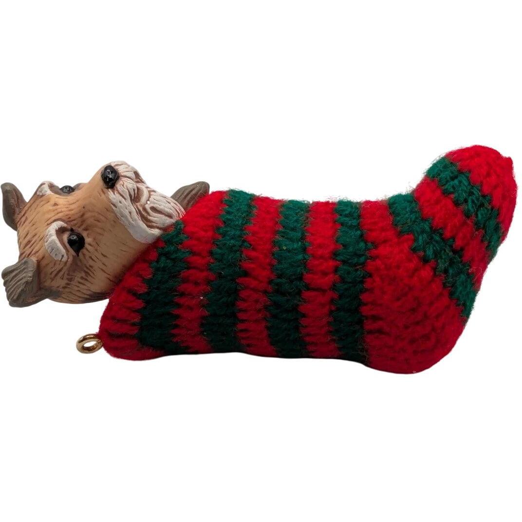 1985 Doggy In a Stocking Hallmark Ornament (Puppy) QX4742