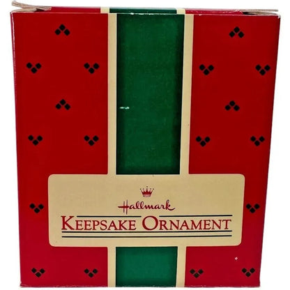 1985 Doggy In a Stocking Hallmark Ornament (Puppy) QX4742