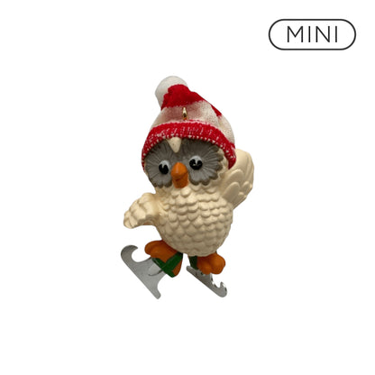 1985 Ice-Skating Owl (Penguin) Hallmark Ornament QX476-5 Image1