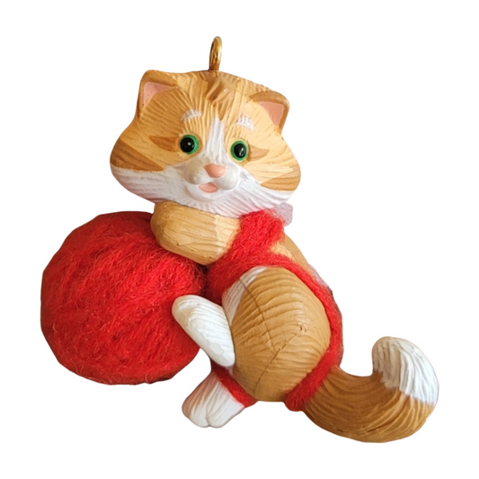 1985 Kitty Mischief Hallmark Ornament (Kitten) QX4745 Image1