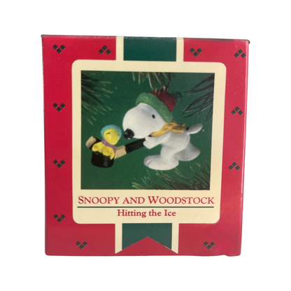 1985 Snoopy and Woodstock - Hitting the Ice (Peanuts)