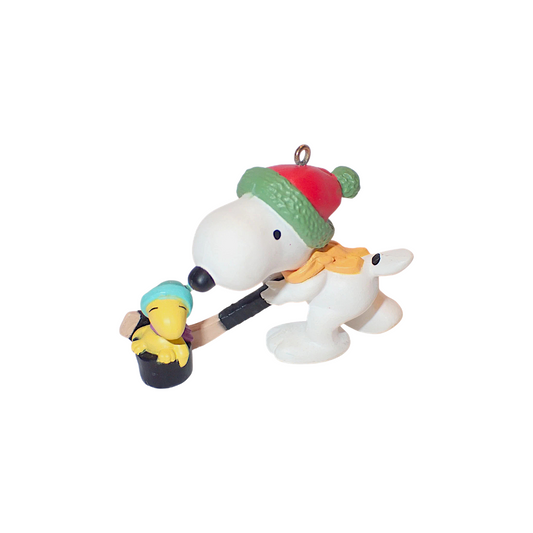 1985 Snoopy and Woodstock - Hitting the Ice (Peanuts)