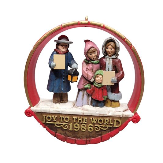 1986 Joyful Carolers Hallmark Ornament (Joy to the World) QX5136
