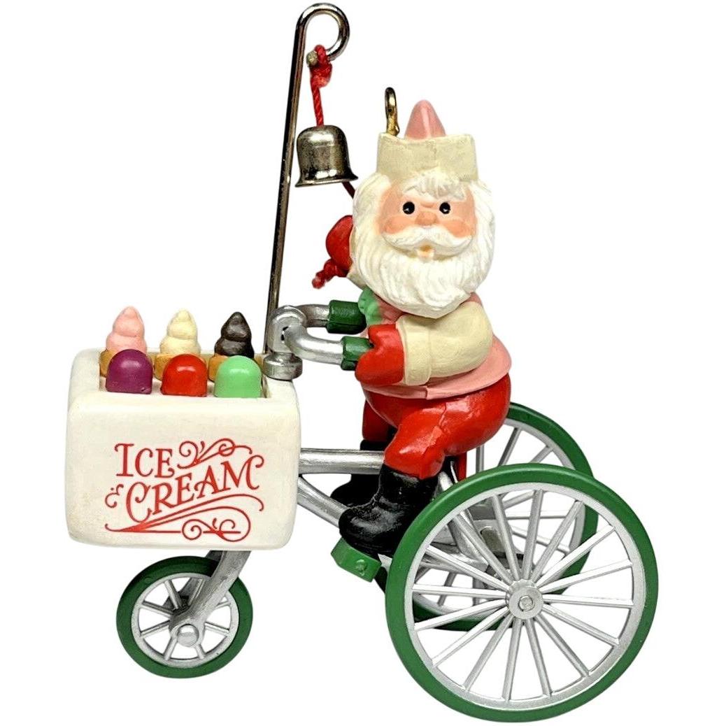 1986 Kringle's Kool Treats Hallmark Ornament (Here Comes Santa) QX4043