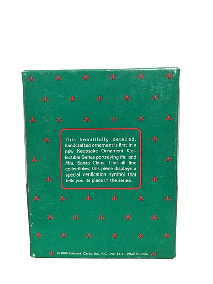 1986 Merry Mistletoe Time Hallmark Ornament (Mr. And Mrs. Claus) QX4026