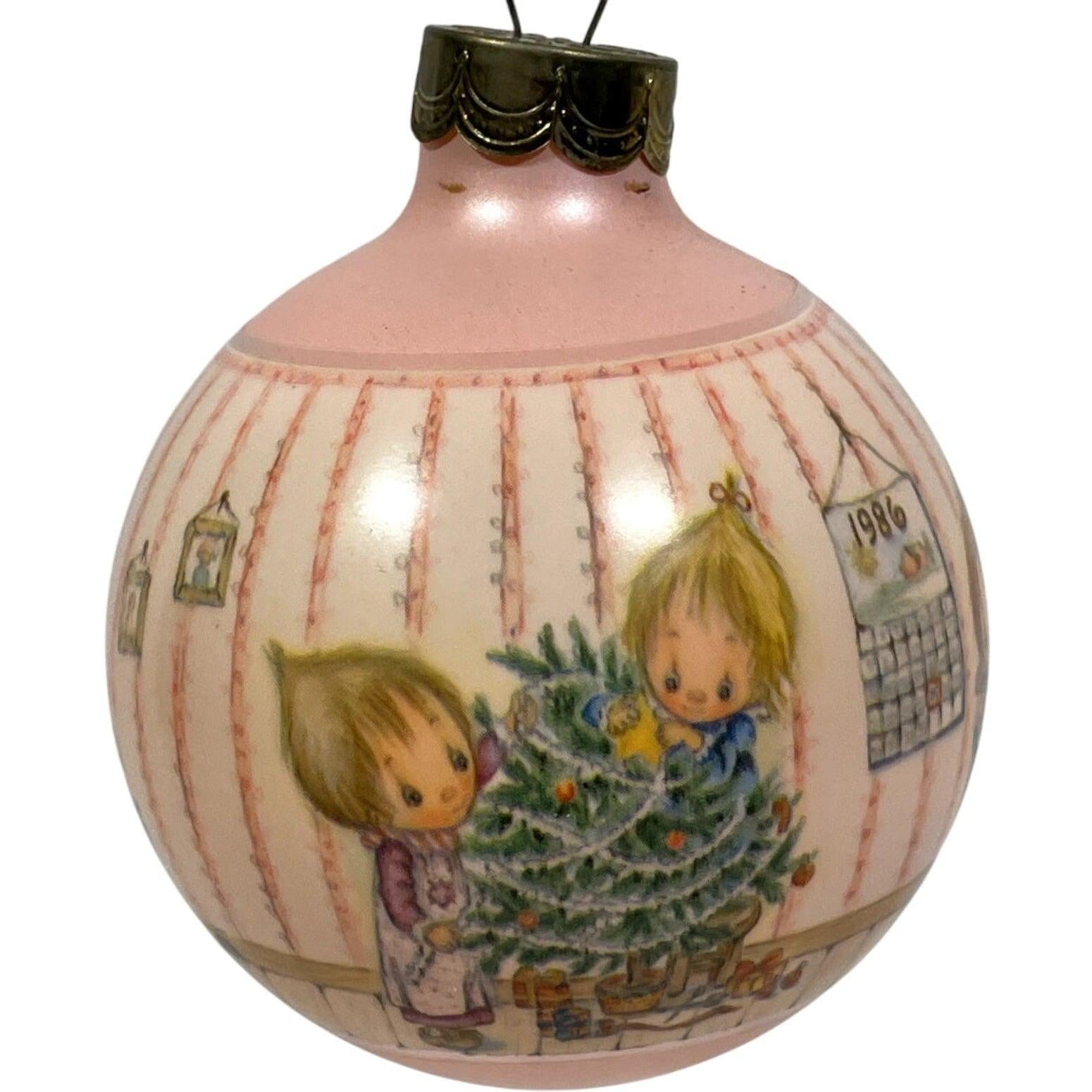 1986 Betsey Clark Hallmark Ornament (Home for Christmas #1) QX2776