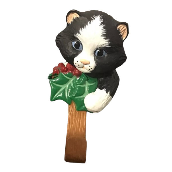 1986 Kitty Kat Stocking Hanger Hallmark Ornament (Kitten) QSH8126